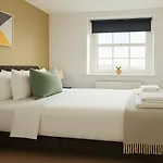 2 Bed Apartment In Shoreditch